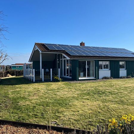Ferienhaus "Deichglueck" Direkt An Der Nordsee Wesselburenerkoog Exterior photo