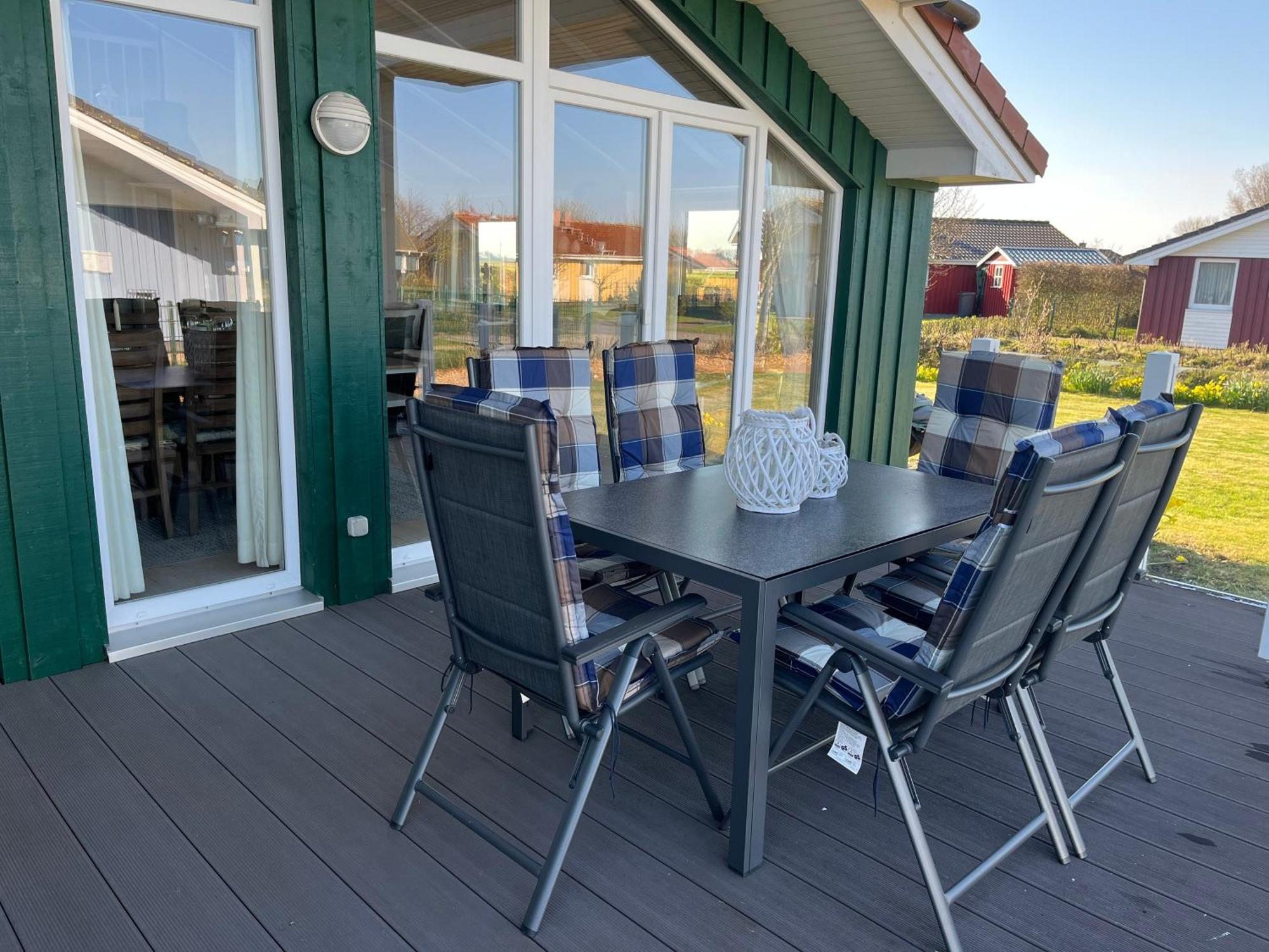 Ferienhaus "Deichglueck" Direkt An Der Nordsee Wesselburenerkoog Exterior photo